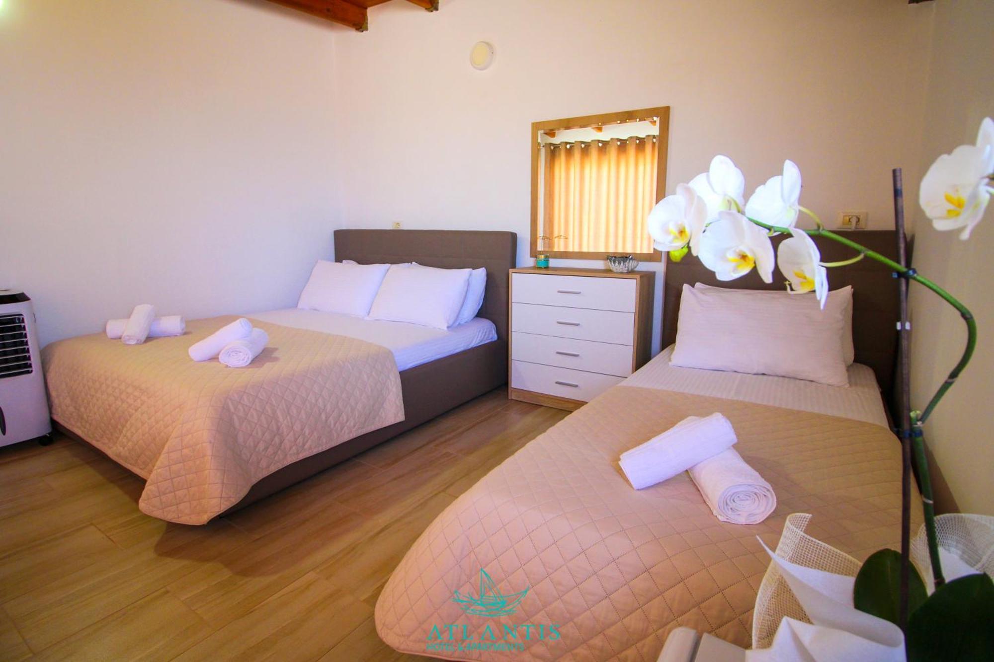 Atlantis Hotel & Apartments Ksamil Extérieur photo