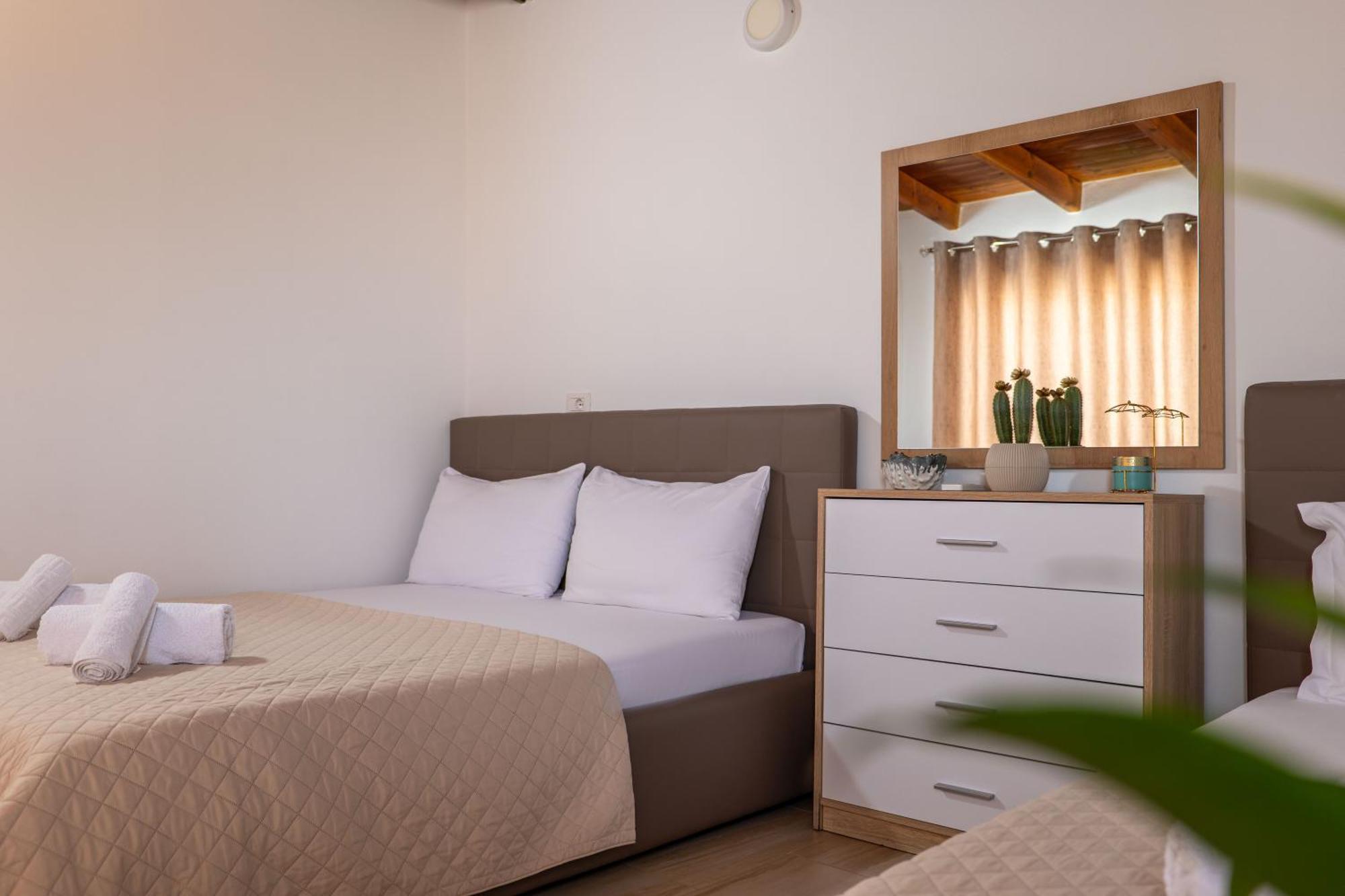 Atlantis Hotel & Apartments Ksamil Extérieur photo
